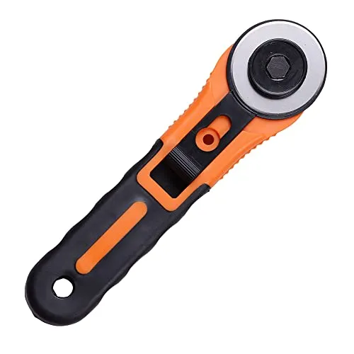 Nestor&Gamble Rollschneider I Hochwertiges Rollmesser mit integrierter Schutzfunktion und Anti-Rutsch-Griff I Rotationsschneider für Rechts- und Linkshänder mit rostfreier Edelstahlklinge