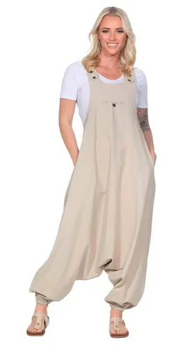 Kunst und Magie Hippie Latzhose Haremshose Psy Goa 70er Overall, Größe:M, Farbe:Creme - Bequeme Hippie Latzhose im 70er Retro-Vintage-Stil. Der luftige Schnitt sorgt für Freiheit und Komfort, ideal für entspannte Tage. Mit praktischer Tasche und Holzknopf im Latz.