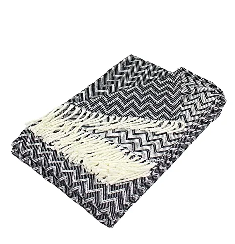 Moon Luxury Kuscheldecke Zick-Zack Muster 150x200 cm in schwarz von Moon
