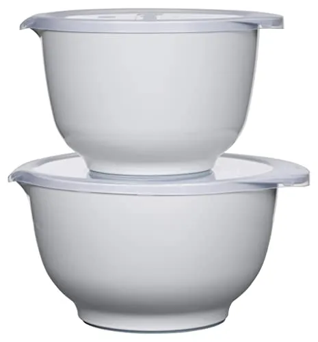Rosti Margrethe Rührschüssel-Set 4 Teile Weiß - Klassisches Rührschüssel-Set mit praktischem Ausguss und rutschfestem Bodenring. Ideal für Zubereitung, Servieren und Aufbewahren von Speisen. Ein zeitloses Design aus Dänemark, perfekt für jede Küche.