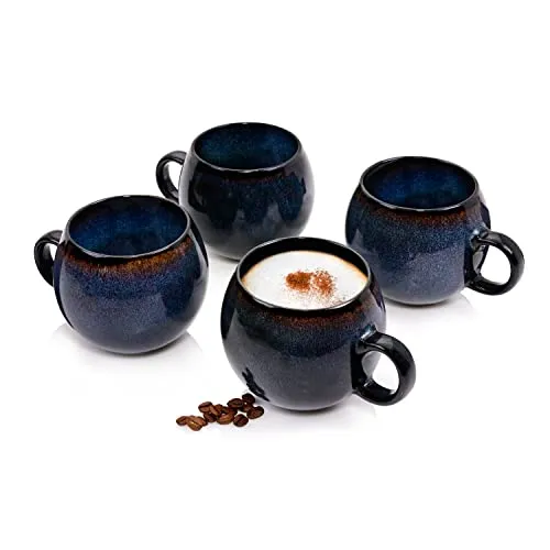 Sänger Cappuccino Tassen Set Tokio 4 tlg - Cappuccinotassen Set aus hochwertigem Steingut, handgefertigt und spülmaschinenfest, mit einzigartigem blau-schwarzem Design und braunen Akzenten für stilvollen Kaffeegenuss.