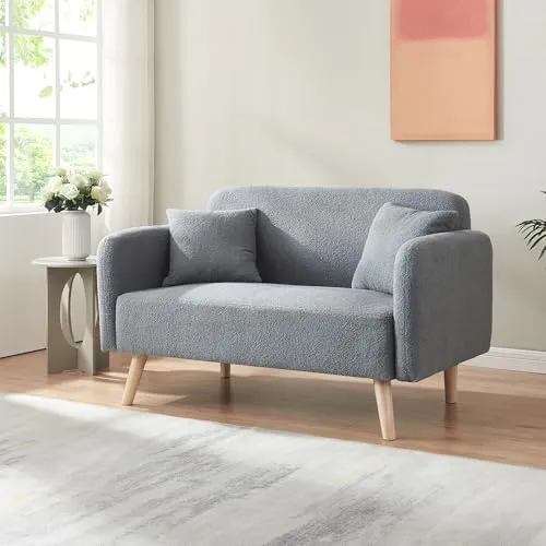 [en.casa] Sofa 2-Sitzer Midt Couch mit Rückenlehne und Armlehnen 132 x 70 x 81 cm mit Holzfüßen max. 320 kg Polstersofa mit 2 Kissen Wohnzimmer Bouclé Grau