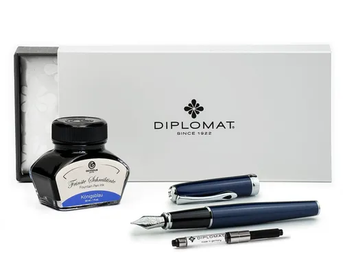 Diplomat Excellence A2 Midnight Blue Chrom Füllfederhalter - Hochwertiger Füller mit Edelstahlfeder M und edlem Alu-Geschenk-ETUI. Ideal für exklusive Korrespondenz und ein perfektes Geschenk für Schreibliebhaber!
