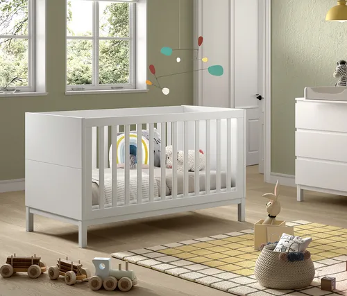 VIPACK EVA Babybett 70x140 cm - umbaubar zum Juniorbett - Praktisches Baby- und Juniorbett mit 3-fach höhenverstellbarem Lattenrost, ideal für Kinder von 0-6 Jahren. Aus massivem Kiefer und MDF, weiß lackiert - vereint Sicherheit und modernes Design.