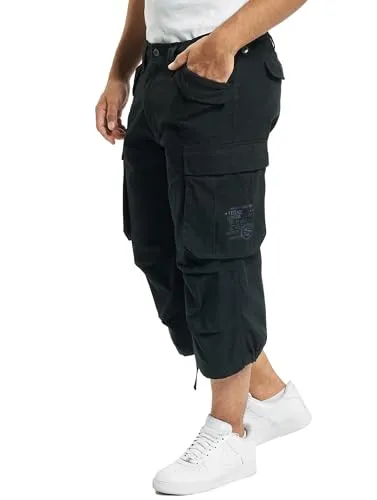 Brandit Industry Vintage 3/4 Shorts - L, Schwarz - Herren-Shorts mit praktischem Vintage-Style, ideal für Outdoor-Aktivitäten und ausgestattet mit großzügigen Cargotaschen für viel Stauraum.