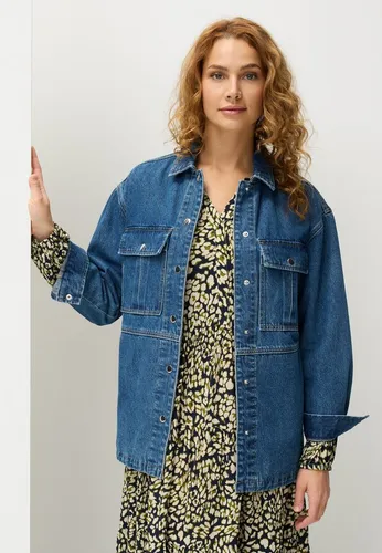 Lascana Jeansjacke mit seitlichen Schlitzen, Gr. 38 - Stylische Jeansjacke in lässiger Kastenform, ideal für Casual-Looks. Praktische Taschen und hochwertige Baumwolle sorgen für Komfort und Funktionalität.