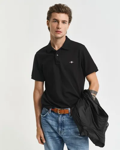 Gant Poloshirt REG SHIELD SS PIQUE POLO - 100% Baumwolle - Herren-Shirts, stylisches Poloshirt mit Logo und Flachstrickkragen, ideal für lässige Outfits und höchsten Tragekomfort.