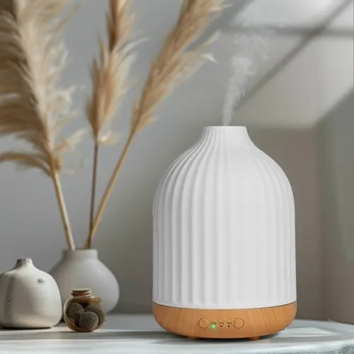 Vankarr Aroma Diffuser 250ml - Duftöldiffusor mit 250ml Fassungsvermögen, ideal für 6-10 Stunden ununterbrochenen Nebel und eine beruhigende Atmosphäre in jedem Raum. Genießen Sie die Vorteile der Aromatherapie!