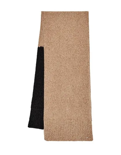 Opus Schal Anille Beige – Stilvoller Uni-Schal in Größe 0 - Eleganter Opus Schal Anille in Beige (uni sweetalmond), ideal für vielfältige Outfits. Weich und angenehm zu tragen, perfekt für jede Gelegenheit.