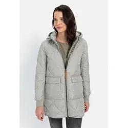 camel active Steppmantel aus recyceltem Polyester - Funktionsjacke in Salbei Grün, wasserabweisend und umweltfreundlich, ideal für lässige Outfits und Outdoor-Aktivitäten.