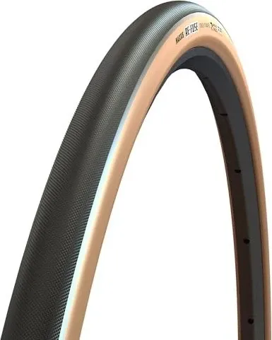 Maxxis RE-FUSE-Reifen 700x40C - Tubeless Ready - Fahrradreifen mit Tubeless Ready Technologie für verbesserte Traktion und geringeren Rollwiderstand. MaxxShield bietet ultimativen Schutz gegen Pannen und erhöht den Komfort auf harten Oberflächen.