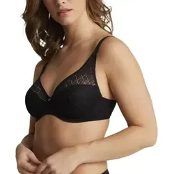 Chantelle Easy Feel Emma Bügel-BH 80C Schwarz - Eleganter Bügel-BH mit grafischer Spitze für hohen Tragekomfort. Das leichte Material sorgt für eine perfekte Passform und ist ideal für den Alltag geeignet.