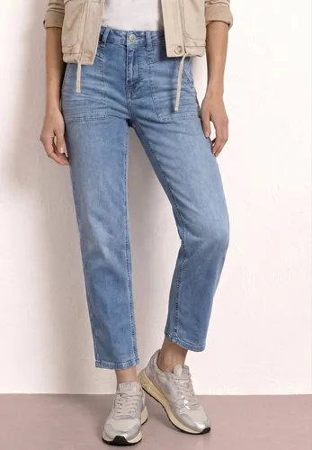 Street One Barrel Leg Jeans Medium Blue Random Washed 31 - Stylische Denim Hose im Loose Fit mit tapered Legs und High Waist. Ideal für lässige Outfits, bequem und vielseitig kombinierbar.