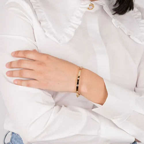 LOTUS Frau LS1846-2/2 Armband - Elegantes Edelstein-Design für Damen - Armband LS1846-2/2 aus der Lotus Style Kollektion Bliss, gefertigt aus hochwertigem Edelstahl und mit edlen Edelsteinen, ideal für stilbewusste Damen.