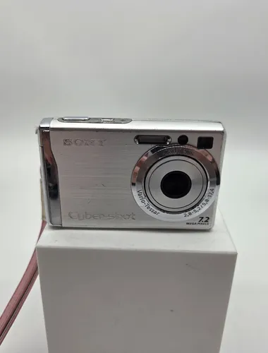 Sony Cyber-shot DSC-W80 7,2 MP Digitalkamera - Silber