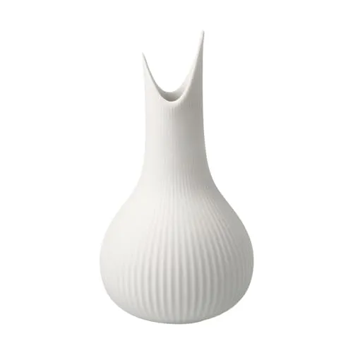 Vase 15 cm Pure Raindrop von Gabriele Strehle - Studio 8 - Vase aus hochwertigem Biskuitporzellan, meisterlich handgefertigt und mit zeitlosem Design – ein elegantes Highlight für jedes Zuhause.