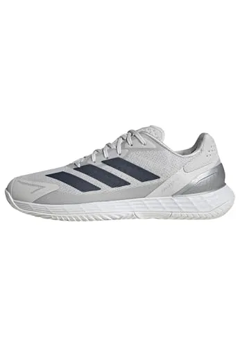 adidas Herren Defiant Speed 2 Tennis Schuhe, Dash Grey/Aurora Ink/Tech Grey, 42 2/3 EU - Leichte und atmungsaktive Tennisschuhe mit regulärer Passform und innovativer Lightstrike-Dämpfung für optimalen Komfort und Bewegungsfreiheit auf dem Platz.