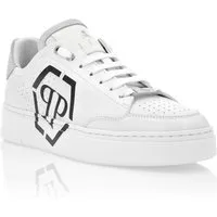 Low-Top Turnschuhe Hexagon – Urban Style - Stylische Low-Top Sneaker aus strukturiertem Kalbsleder mit auffälligem Sechseck-Logo. Komfortables Innenleben und robuste Außensohle für den täglichen Einsatz – ideal für ein selbstbewusstes, lässiges Outfit.