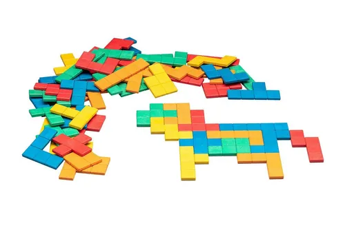 Wissner® aktiv lernen Lernspielzeug Pentominos in 5 Farben (60 Stück), Quadratfünflinge RE-Wood® (60-St), RE-Wood®