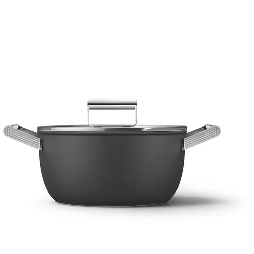 Smeg Antihaft-Auflauf CKFC2411BLM 24 cm - Kochtopf mit 24 cm Durchmesser, ideal für schnelles Kochen und gesundes Zubereiten. Mit 3-Schichten Antihaftbeschichtung und ergonomischen Edelstahlgriffen, für alle Kochfelder und Ofen bis 250° geeignet.