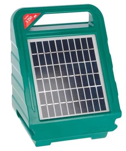 Kerbl 372920 Sun Power S 250 Solargerät - Stallbedarf für Viehhaltung mit integriertem 12 V, 4 Ah Akku und 3 Watt Solarmodul – ideal für umweltfreundliche Zaunlösungen.