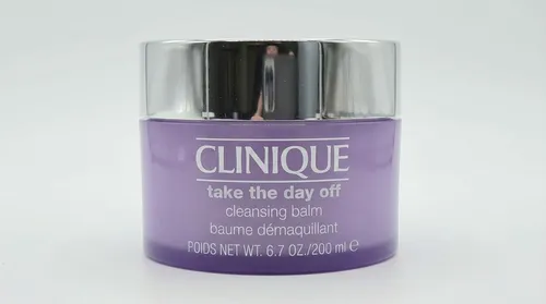 CLINIQUE Take The Day Off™ Cleansing Balm - Make-up-Entferner für alle Hauttypen - Premium Gesicht - Der leichte Cleansing Balm verwandelt sich von Balsam in seidiges Öl und entfernt mühelos selbst hartnäckiges Make-up, ohne die Haut auszutrocknen.