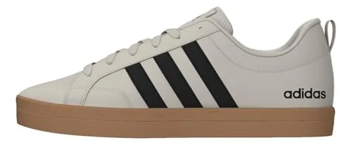 adidas Herren VS Pace 2.0 Schuhe, Alumina/core black/GUM10, 45 1/3 EU - Stylische Herren Sneakers mit regulärem Schnitt und robustem Synthetik-Nubuk. Die Gummiaußensohle sorgt für optimalen Grip, während der Recycling-Anteil von über 50 % für nachhaltige Qualität steht.