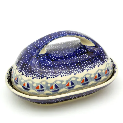 Bunzlauer Keramik Butterdose oval mit großem Griff - Dekor Ahoi - Elegante Butterdose aus Bunzlauer Keramik mit praktischem Griff. Ideal für Frühstück und Brunch. Hochwertige Verarbeitung, Made in Poland, für stilvolle Tischdekoration.