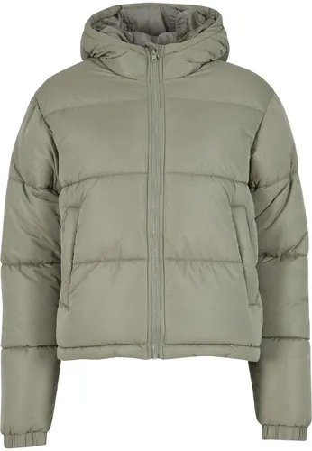 Urban Classics Damen Peached Pufferjacke mit Kapuze – Winterjacke Pale Olive XL - Stilvolle Urban Classics Damen Peached Pufferjacke in Pale Olive (XL) mit gemütlicher Kapuze und praktischen Seitentaschen. Hergestellt aus pflegeleichtem Polyester, bietet sie angenehme Wärme und ist ideal für kalte Tage.