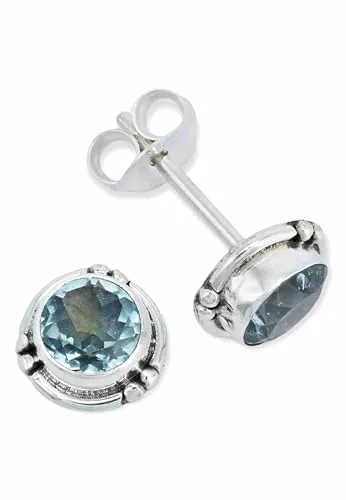 Ohrstecker 925 Silber mit Blau Topas - Elegante Damen Ohrringe - Ohrringe für Damen aus hochwertigem 925er Sterlingsilber, handgefertigt mit hellblauen Topas-Steinen. Leicht und mit sicherem Butterflyverschluss für optimalen Tragekomfort.