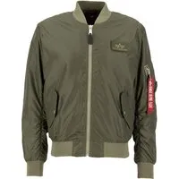 MA-1 TTC Light Bomber Jacket - Die MA-1 TTC Light Bomberjacke von Alpha Industries kombiniert zeitlosen Stil mit praktischen Details. Ihr leichtes, wasserabweisendes Material sorgt für hohen Tragekomfort und Bewegungsfreiheit. Ideal für modebewusste Männer.