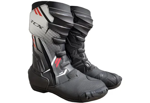 TCX S-TR1 Air Motorradstiefel Herren 45 - Sportlich & Sicher - Motorradstiefel mit optimalem Komfort und maximaler Sicherheit. Perfekte Belüftung durch perforierten Schaft und atmungsaktives Mesh, ideal für heiße Temperaturen.