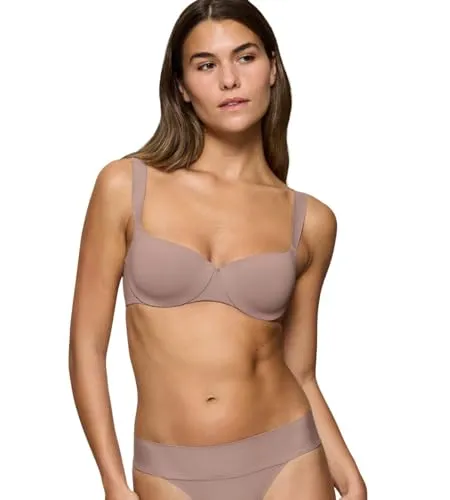 Triumph Balconette-BH Body Make-Up Illusion mit Komfortbügel - Gefütterter Balconette-BH aus seidenweicher Microfaser. Bietet optimalen Halt und höchsten Tragekomfort für den Alltag. Ideal für Frauen, die eine unsichtbare Silhouette schätzen.