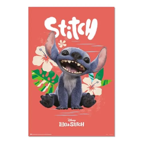 Grupo Erik Poster Kunstdruck Disney Stitch Live Action Poster Deko Wohnzimmer oder Deko Schlafzimmer - Deko Zimmer - Größe 61 x 91,5 cm - Offizieller Disney Lilo und Stitch Fanartikel