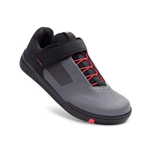 Crank Brothers Unisex Stamp Speed Lace Fahrradschuhe, Grau Schwarz Rot, 41 EU - Fahrradschuhe mit Speed Lace Verschlusssystem für schnelle Anpassung und optimalen Halt. Die spezielle Gummimischung sorgt für hervorragenden Grip und Traktion – ideal für Radfahren und Wandern.