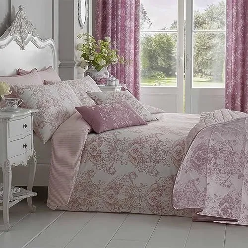 Homescapes Rosa Bettwäsche-Set im Toile-de-Jouy Design - Bettwäsche-Set aus weicher Baumwollmischung (135 x 200 cm Bettbezug + 48 x 74 cm Kissenbezug), praktische Wendebettwäsche mit elegantem Blumenmuster und Streifen, ideal für jedes Schlafzimmer.