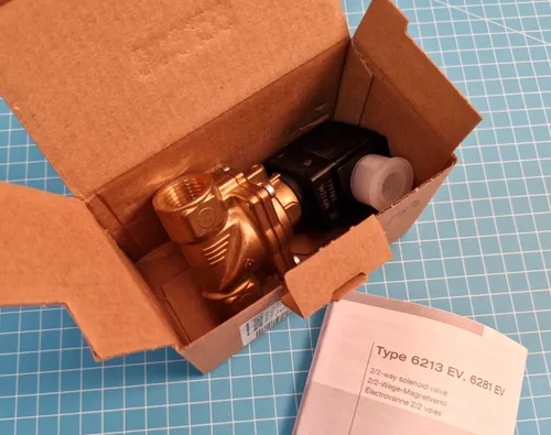 Bürkert Servogesteuertes Ventil 221898 6281 EV 24 V/DC von Bürkert