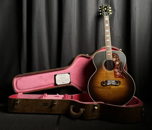 Gibson 1957 SJ-200 Vintage Sunburst