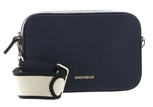 Coccinelle Tebe Umhängetasche navy E5MN555I101-B29 - Umhängetasche aus genarbtem Leder in eleganten Navy-Tönen, perfekt für stilvolle Auftritte und vielseitige Anlässe.