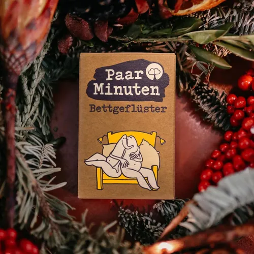 PaarMinuten Bettgeflüster - Kartenspiel für Paare - Entdecke über 50 Gesprächsimpulse für intime Gespräche über Sex und Nähe. Ideal für romantische Abende und kleine Auszeiten, passt in jede Tasche und sorgt für spannende Gespräche.