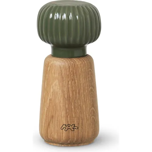 Kähler Design Hammershøi Salz- und Pfeffermühle klein, dunkelgrün - Küchenhelfer mit elegantem Materialmix aus Keramik und Holz. Die Rillen im Kopf erleichtern das Mahlen und setzen stilvolle Akzente in Ihrer Küche.