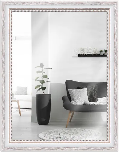WANDStyle Wandspiegel H390, Weiß, Massivholz im Landhaus Stil - Eleganter Wandspiegel im Shabby Chic Style, gefertigt aus hochwertigem Massivholz. Ideal für eine stilvolle Raumgestaltung und in sorgfältiger Handarbeit in Deutschland hergestellt.