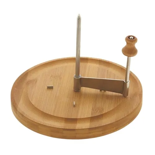 Kesper Käsehobel aus FSC®-zertifiziertem Bambus - Käsemesser aus nachhaltigem Bambus mit robustem Edelstahlmesser und vier Widerhaken für sicheren Halt – ideal auch für Schokolade.