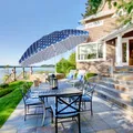 Produktbild: Sekey Sonnenschirm Rund Ø 160 cm Terrassen Gartenschirm Strandschirm mit kurbel & Schutzhülle Neigungswinkel und Höhe verstellbar, Blau-weiß gepunktet