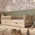 Produktbild: Crazy Pine Kinderbett mit Schublade 160x80cm – Massives Montessori Bodenbett aus Holz mit Rausfallschutz – Crazy Basic - Naturbelassen