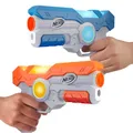 Produktbild: Nerf Laser Ops Battle 2er-Pack Iz-Lichter, Vibration, FX-Sound und 200 Fuß Reichweite Wilder Toys
