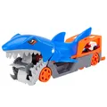 Produktbild: Hot Wheels GVG36 - Hungriger Hai-Transporter-Spielset mit 1 Fahrzeug im Maßstab