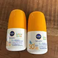 Produktbild: 2 x NIVEA SUN Sonnenroller babies & kids sensitiv LSF 50+je 50 ml