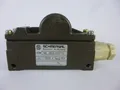 Produktbild: Schmersal Mikroschalter M. 302-00/11y Ui 250 VAC MH 302-11Y  101168077