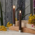 Produktbild: LED Stabkerzen Deluxe Homeart Tafelkerzen Echtwachs flackernd 15cm karamell 2St.